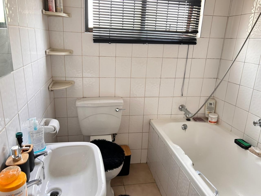 1 Bedroom Property for Sale in Westdene Free State